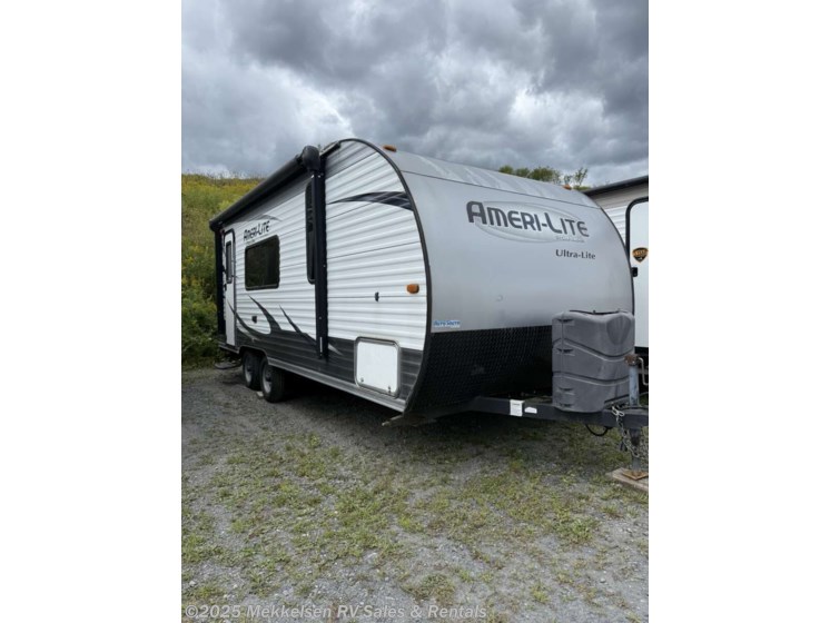Email now about this 2016 Gulf Stream Ameri-Lite 218MB! Used 2016 Gulf Stream Ameri-Lite 218MB available in East Montpelier, Vermont