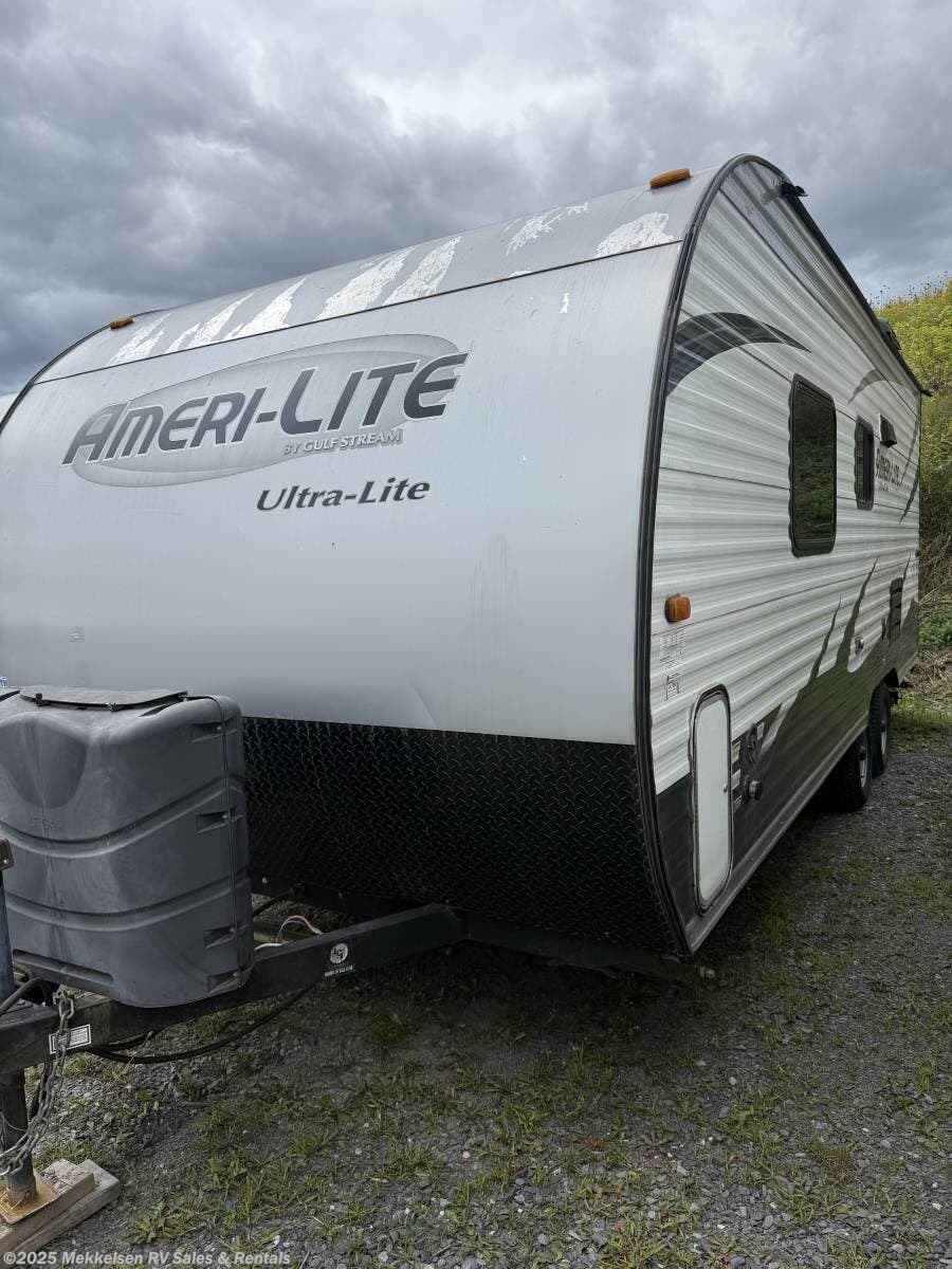 Call now about this 2016 Gulf Stream Ameri-Lite 218MB! 2016 Gulf Stream Ameri-Lite 218MB - Used Travel Trailer For Sale by Mekkelsen RV Sales & Rentals in East Montpelier, Vermont
