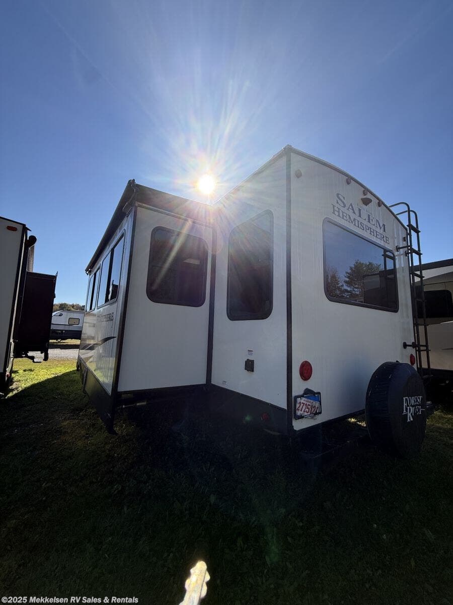 Contact us now about this 2020 Forest River Salem 273RL! 2020 Salem 273RL by Forest River from Mekkelsen RV Sales & Rentals in East Montpelier, Vermont