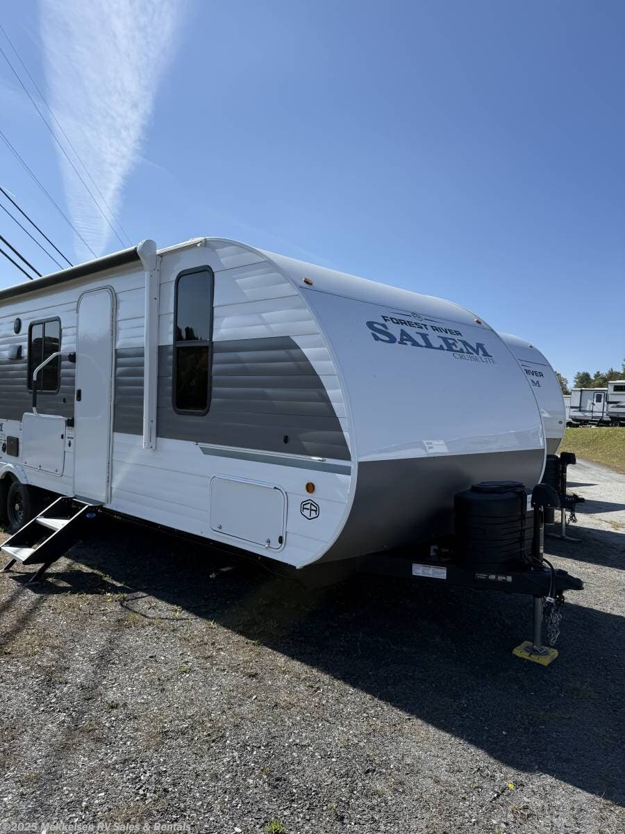 Call now about this 2026 Forest River Salem 263BHXL! 2026 Forest River Salem 263BHXL - New Travel Trailer For Sale by Mekkelsen RV Sales & Rentals in East Montpelier, Vermont