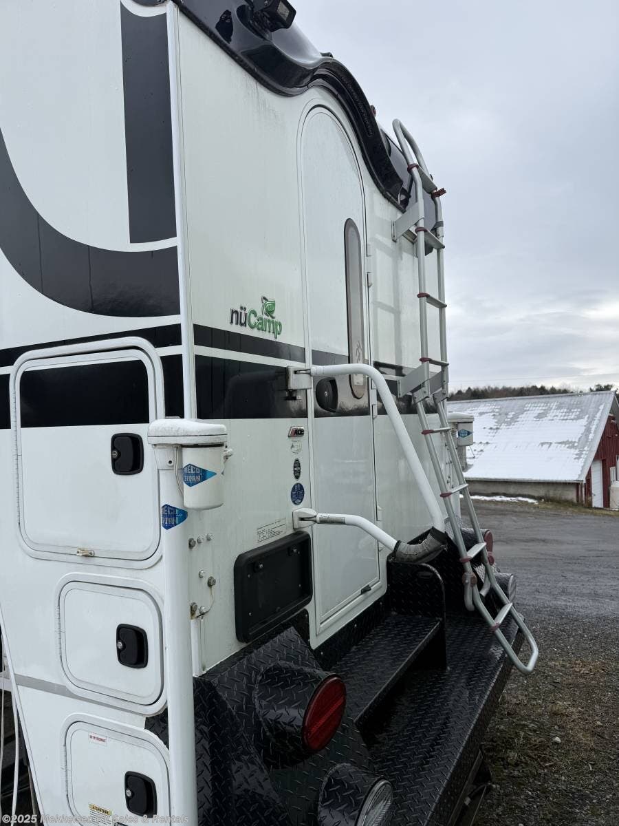 Call now about this 2020 Lance CIRRUS 820! 2020 Lance CIRRUS 820 - Used Truck Camper For Sale by Mekkelsen RV Sales & Rentals in East Montpelier, Vermont