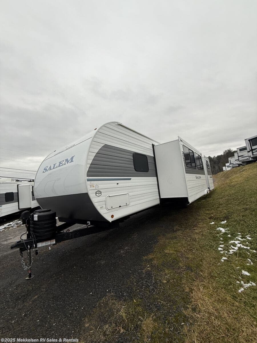 Contact us now about this 2026 Forest River Salem 31KQBTS! 2026 Salem 31KQBTS by Forest River from Mekkelsen RV Sales & Rentals in East Montpelier, Vermont