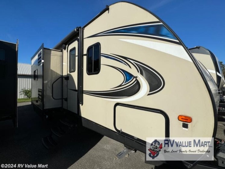 Used 2017 Keystone Bullet 311BHS available in Willow Street, Pennsylvania