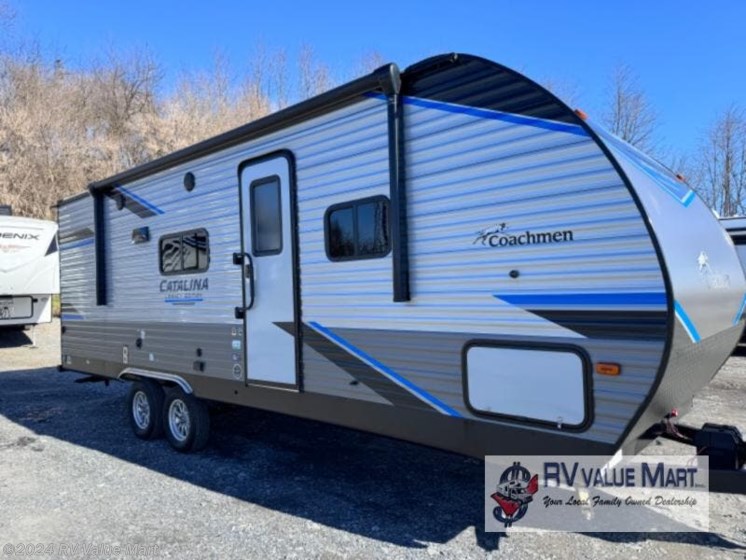Used 2022 Coachmen Catalina Legacy 243RBS available in Willow Street, Pennsylvania