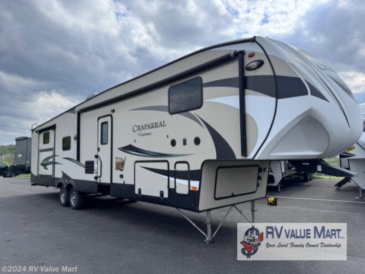 Used 2016 Coachmen Chaparral 372QBH available in Willow Street, Pennsylvania