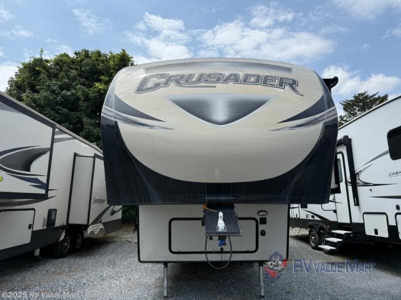 Contact us now about this 2018 Prime Time Crusader 319RKT! 2018 Crusader 319RKT by Prime Time from RV Value Mart - Willow Street in Willow Street, Pennsylvania