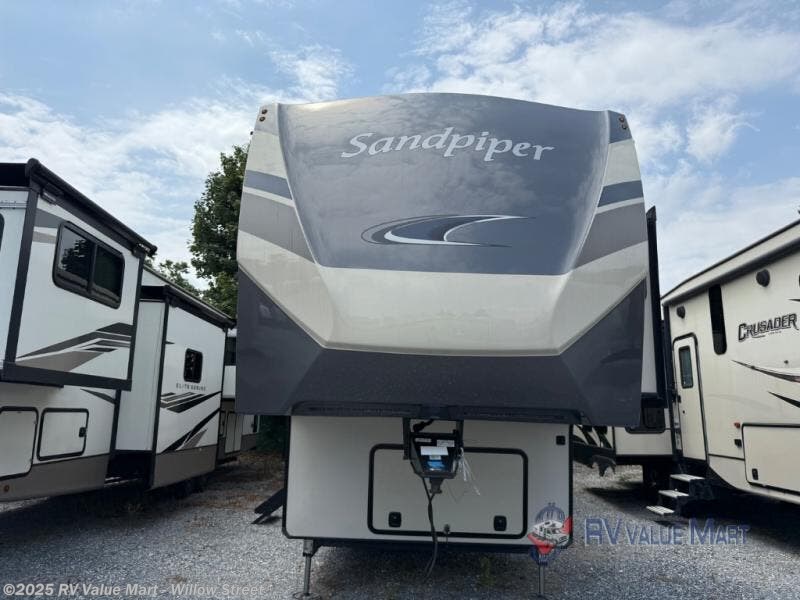 Contact us now about this 2020 Forest River Sandpiper 321RL! 2020 Sandpiper 321RL by Forest River from RV Value Mart - Willow Street in Willow Street, Pennsylvania