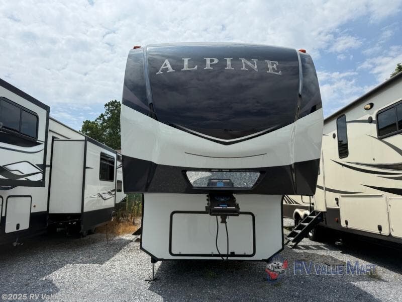 Contact us now about this 2021 Keystone Alpine 3910RK! 2021 Alpine 3910RK by Keystone from RV Value Mart - Willow Street in Willow Street, Pennsylvania