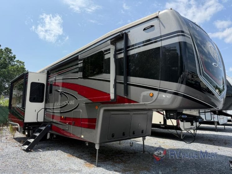 Email now about this 2022 DRV FullHouse LX455! Used 2022 DRV FullHouse LX455 available in Willow Street, Pennsylvania