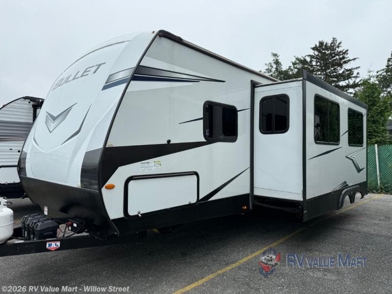 Used 2022 Keystone Bullet 261RBS available in Willow Street, Pennsylvania