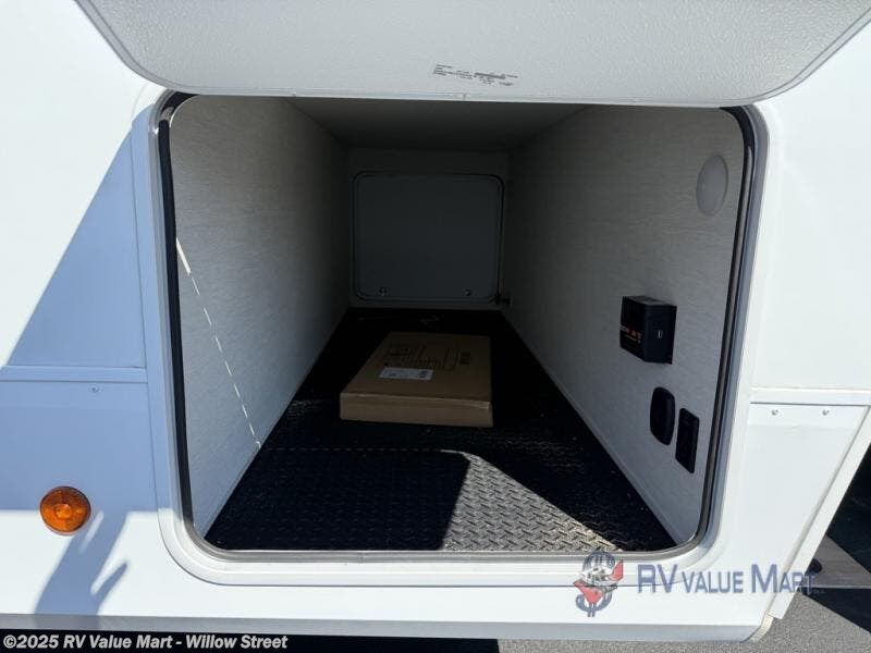 Contact us now about this 2026 Forest River Cherokee Alpha Wolf 26DBH! 2026 Cherokee Alpha Wolf 26DBH by Forest River from RV Value Mart - Willow Street in Willow Street, Pennsylvania