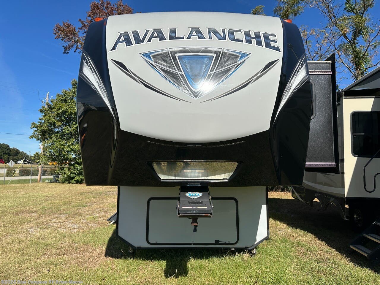 Contact us now about this 2020 Keystone Avalanche 379bh! 2020 Avalanche 379bh by Keystone from Blue Compass RV Byron-Macon in Byron, Georgia