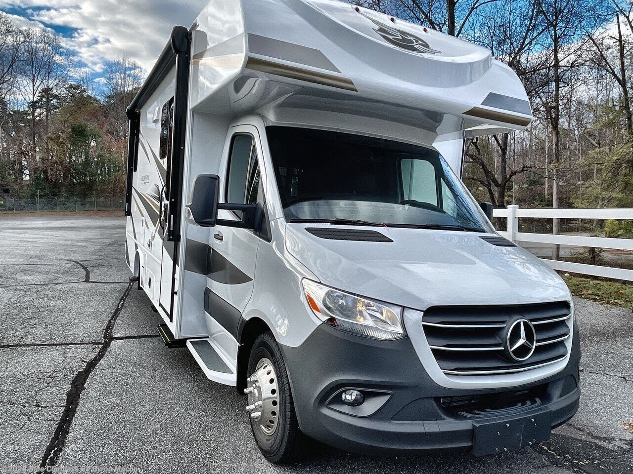 Email now about this 2024 Jayco Melbourne 24L! Used 2024 Jayco Melbourne 24L available in Byron, Georgia