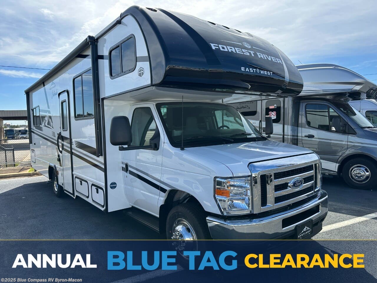 Email now about this 2026 East to West Entrada 2700NS! New 2026 East to West Entrada 2700NS available in Byron, Georgia