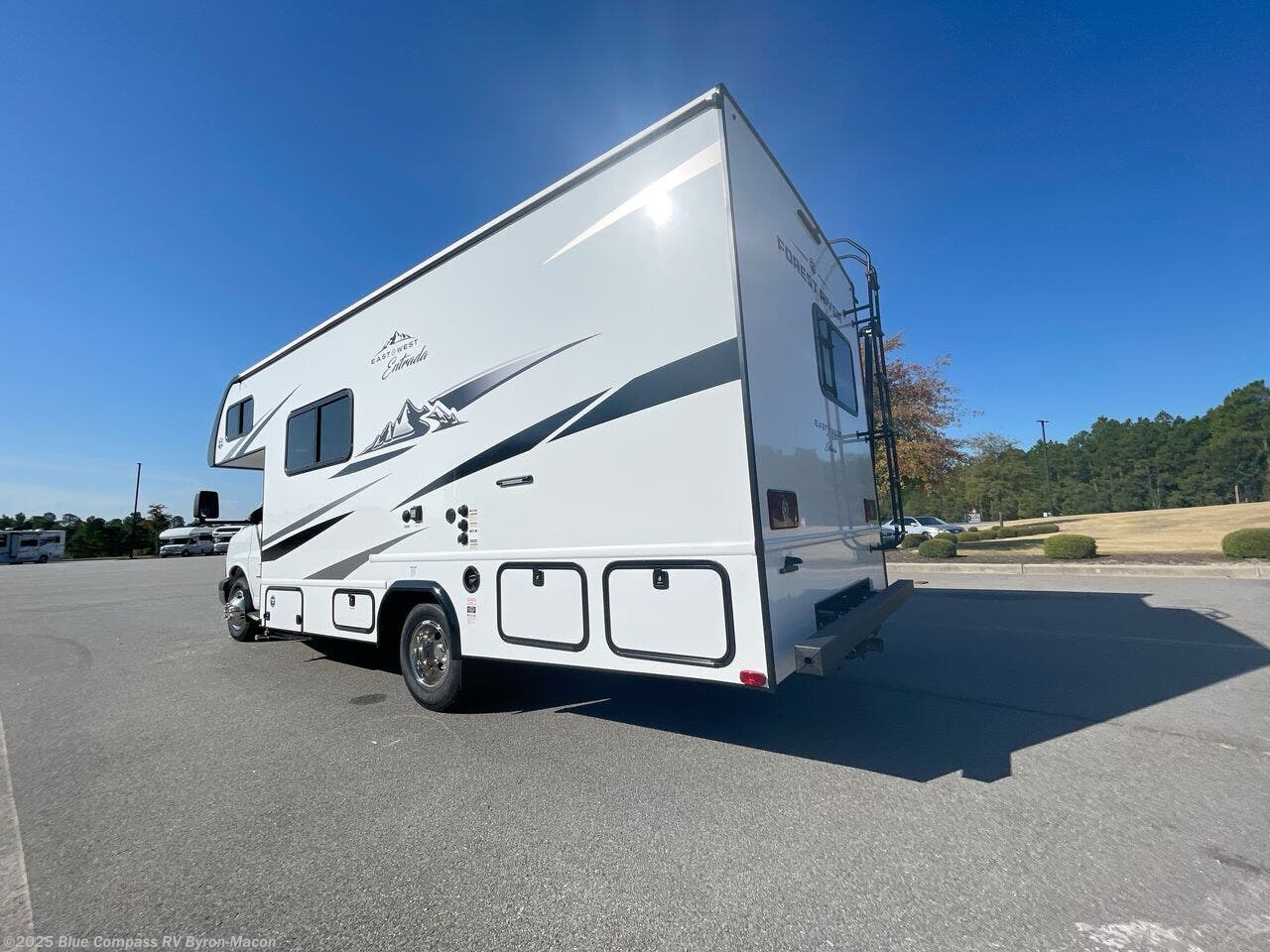 Email now about this 2026 East to West Entrada 210NS! New 2026 East to West Entrada 210NS available in Byron, Georgia