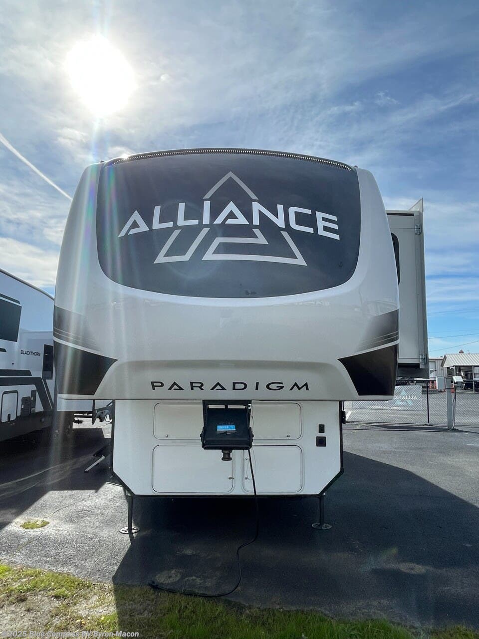 Contact us now about this 2024 Alliance RV Paradigm 310RL! 2024 Paradigm 310RL by Alliance RV from Blue Compass RV Byron-Macon in Byron, Georgia