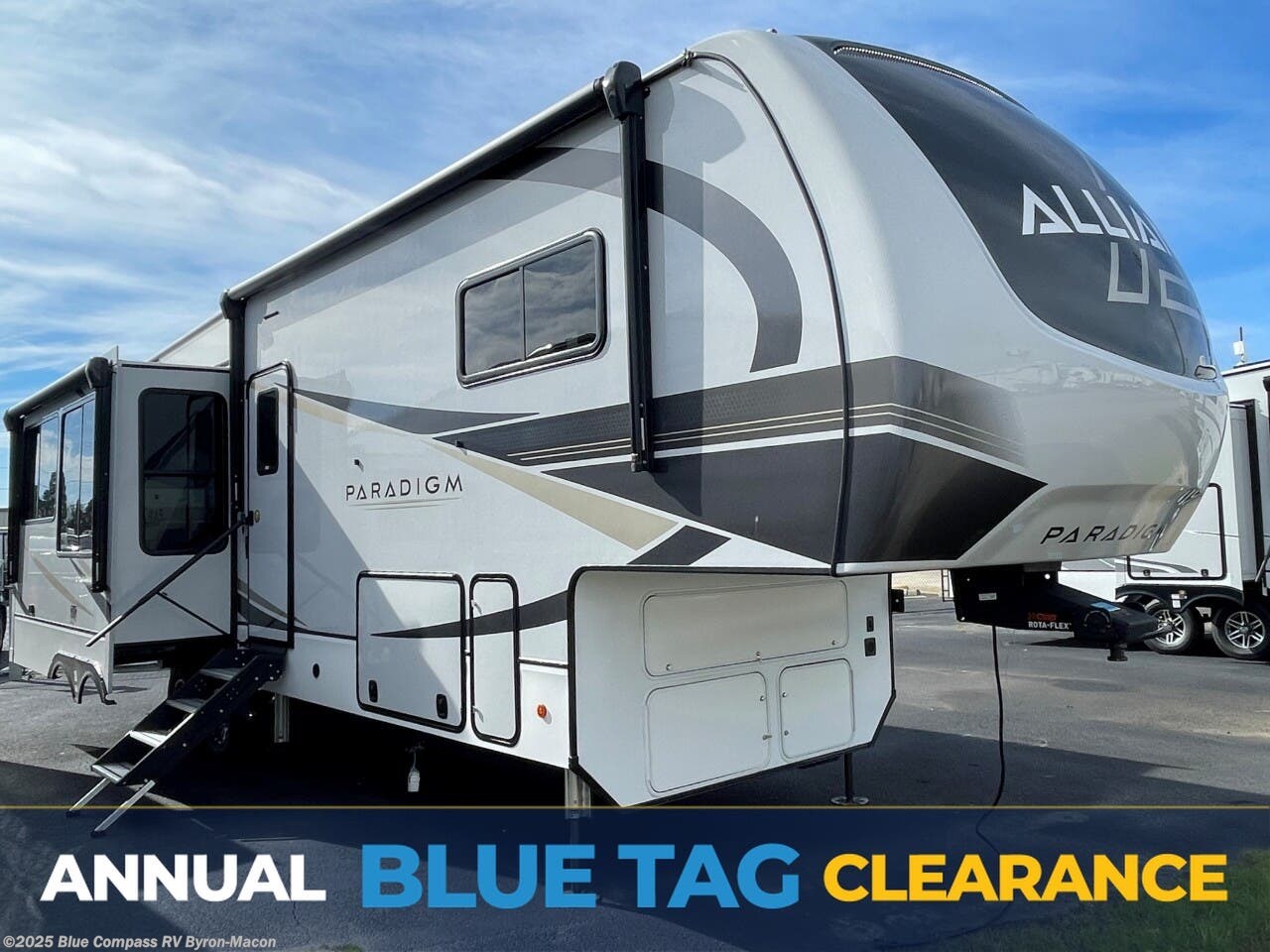 Email now about this 2024 Alliance RV Paradigm 310RL! Used 2024 Alliance RV Paradigm 310RL available in Byron, Georgia