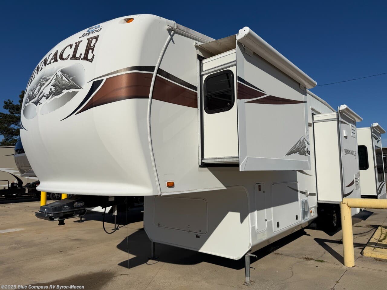 Used 2012 Jayco Pinnacle 36REQS available in Byron, Georgia