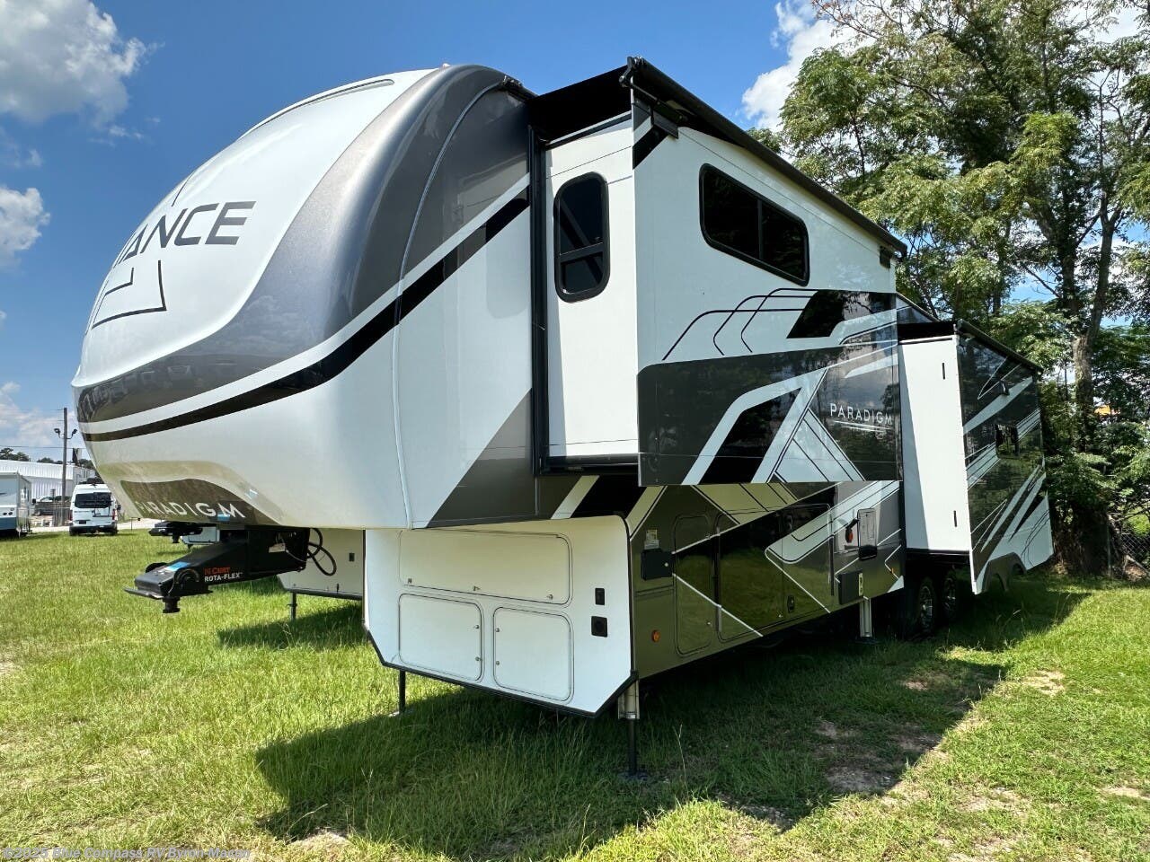Used 2024 Alliance RV Paradigm 340RL available in Byron, Georgia