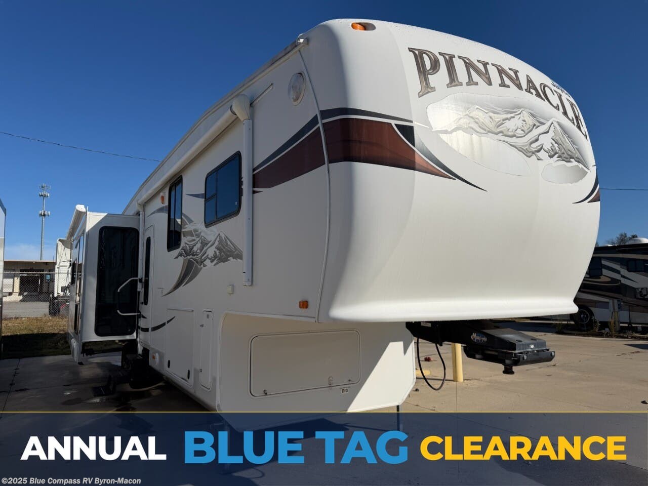 Email now about this 2012 Jayco Pinnacle 36REQS! Used 2012 Jayco Pinnacle 36REQS available in Byron, Georgia