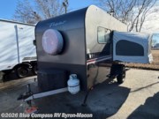 Used 2022 inTech Flyer Discover available in Byron, Georgia