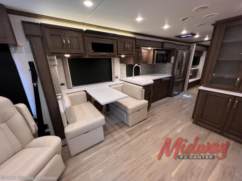 Contact us now about this 2025 Newmar Northern Star 3418! 2025 Northern Star 3418 by Newmar from Midway RV Center in Grand Rapids, Michigan