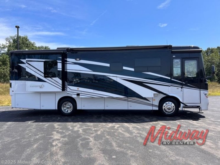 Email now about this 2025 Newmar Northern Star 3418! New 2025 Newmar Northern Star 3418 available in Grand Rapids, Michigan
