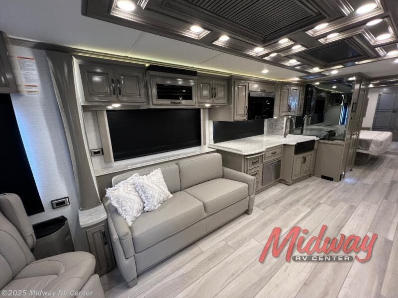 New 2026 Newmar Dutch Star 4369 available in Grand Rapids, Michigan
