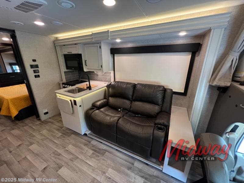 Call now about this 2022 Jayco Greyhawk 27U! 2022 Jayco Greyhawk 27U - Used Class C For Sale by Midway RV Center in Grand Rapids, Michigan features Slideout