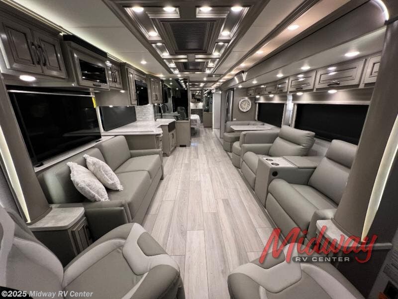 Contact us now about this 2026 Newmar Dutch Star 4081! 2026 Dutch Star 4081 by Newmar from Midway RV Center in Grand Rapids, Michigan
