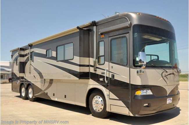 2005 Country Coach Allure 40&apos; W/4 Slides