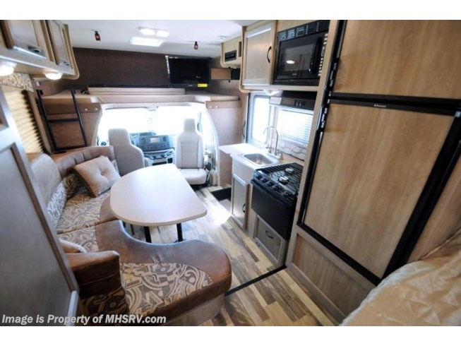 2015 Coachmen Freelander 21QB Anniv Pkg, Ext TV, Pwr. Awning & Swivel Seat - New Class C For Sale by Motor Home Specialist in Alvarado, Texas
