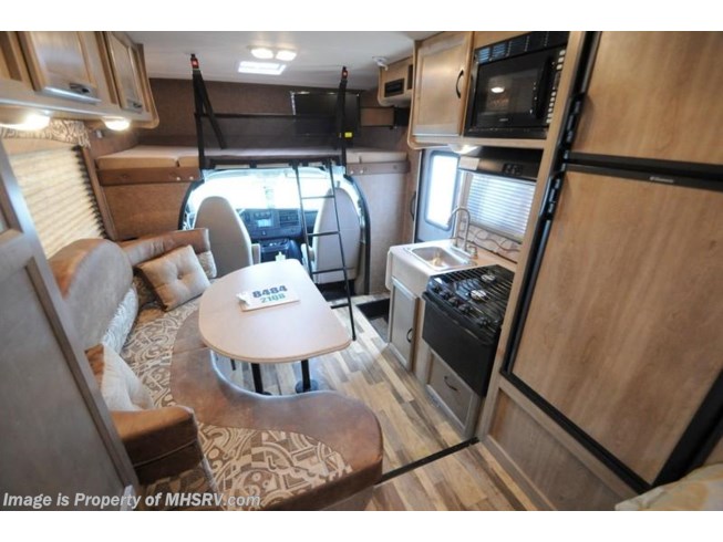 2015 Coachmen Freelander 21QB Anniv Pkg, Ext. TV, Pwr Awning - New Class C For Sale by Motor Home Specialist in Alvarado, Texas