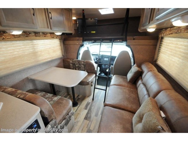 2015 Coachmen Freelander 28QB Anni. W/Ext TV, Pwr Awning, 15K BTU A/C, AAS - New Class C For Sale by Motor Home Specialist in Alvarado, Texas