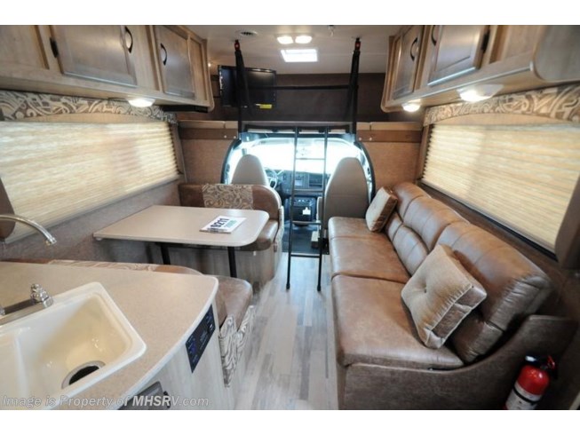 2015 Coachmen Freelander 28QB Anni. W/ Pwr Awning, Ext. TV, 15K BTU A/C, AA - New Class C For Sale by Motor Home Specialist in Alvarado, Texas