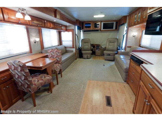 2006 Newmar Dutch Star 3815 W/4 Slides - Used Diesel Pusher For Sale by Motor Home Specialist in Alvarado, Texas