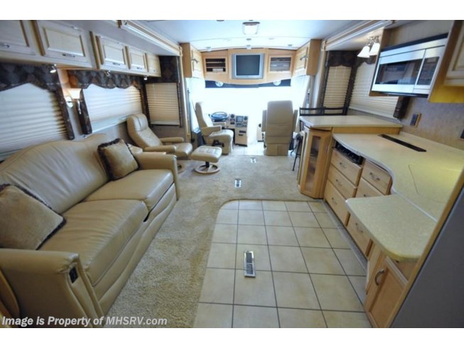 2006 Winnebago Tour 36LD W/3 slides and low miles - Used Diesel Pusher For Sale by Motor Home Specialist in Alvarado, Texas