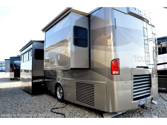 2006 Tour 36LD W/3 slides and low miles by Winnebago from Motor Home Specialist in Alvarado, Texas