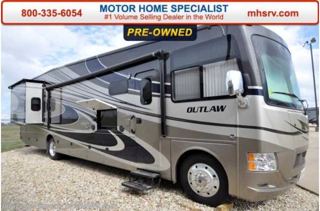 2015 Thor Motor Coach Outlaw Residence Edition 38RE Bath and a Half with 3 Slides