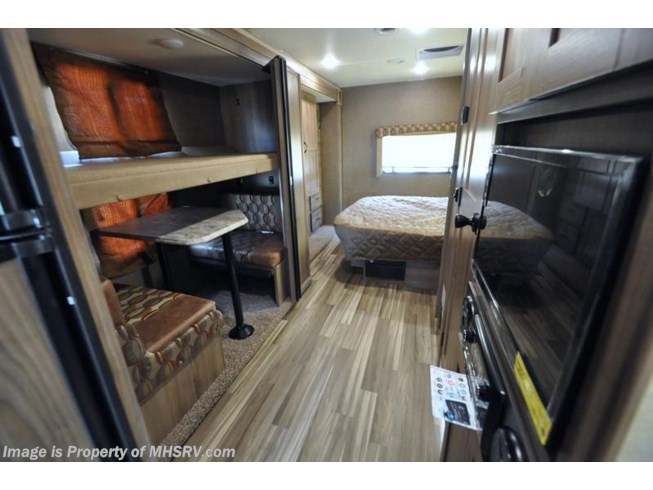 2017 Coachmen Freelander 31BH Bunk Beds, Entertainment Package & Ext. TV - New Class C For Sale by Motor Home Specialist in Alvarado, Texas
