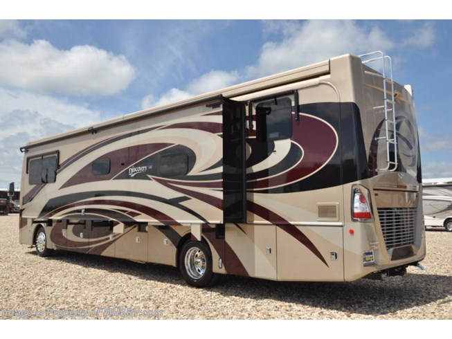 2017 Discovery LXE 40E Bath & 1/2 RV for Sale at MHSRV W/OH LED TV by Fleetwood from Motor Home Specialist in Alvarado, Texas
