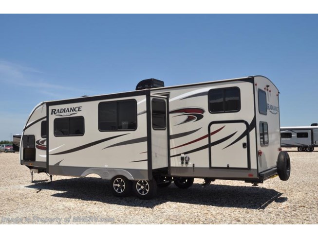 2017 Radiance 28BHSS Touring Edition Bunk Model RV for Sale at M by Cruiser RV from Motor Home Specialist in Alvarado, Texas