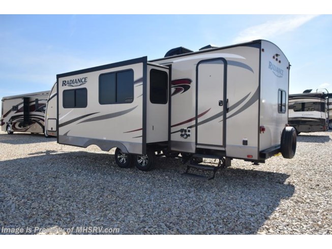 2017 Radiance Touring 28BHIK Bunk Model RV for Sale W/Ext. Kitch by Cruiser RV from Motor Home Specialist in Alvarado, Texas