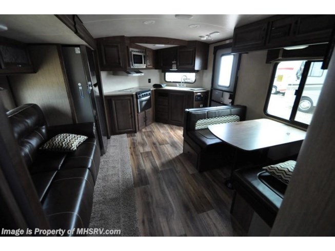 2016 Cruiser RV Radiance Touring Edition 26VSB RV for Sale at MHSRV - New Travel Trailer For Sale by Motor Home Specialist in Alvarado, Texas