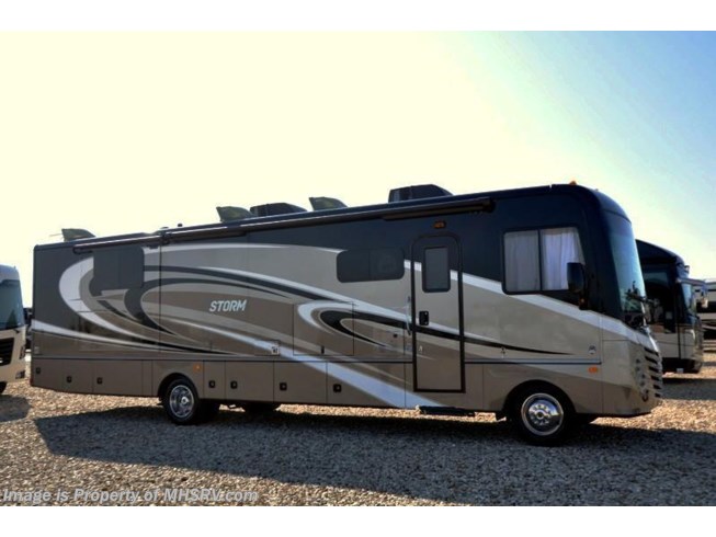 New 2017 Fleetwood Storm 34S Bath & 1/2 RV for Sale W/Tankless Water Heater available in Alvarado, Texas