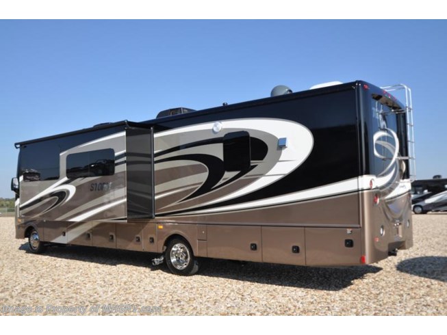 2017 Storm 34S Bath & 1/2 RV for Sale W/Tankless Water Heater by Fleetwood from Motor Home Specialist in Alvarado, Texas