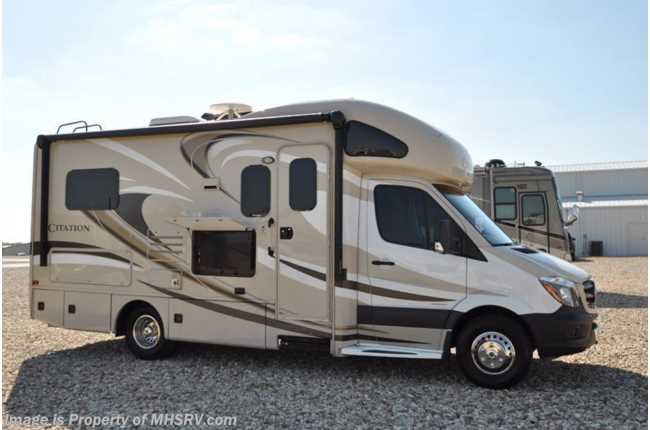 2015 Thor Motor Coach Chateau Citation Diesel with slide