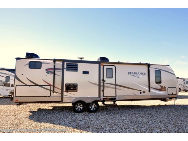 New 2017 Cruiser RV Radiance Ultra-Lite 33TS Bunk Model W/King Bed available in Alvarado, Texas