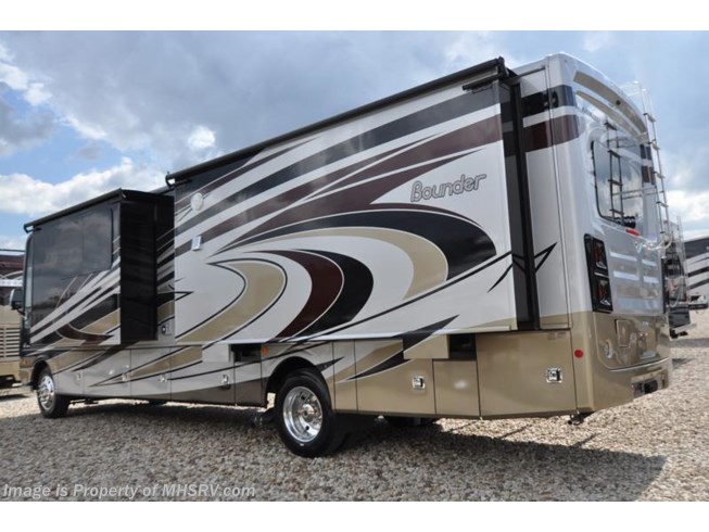 2018 Bounder 35P RV for Sale at MHSRV W/LX Pkg, King & Sat. by Fleetwood from Motor Home Specialist in Alvarado, Texas