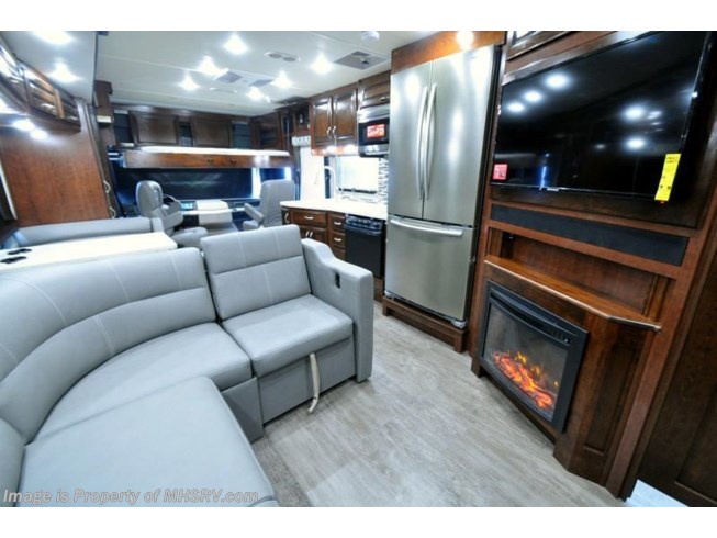 2018 Fleetwood Bounder 33C for Sale at MHSRV W/LX Pkg, King, Sat, OH Loft - New Class A For Sale by Motor Home Specialist in Alvarado, Texas